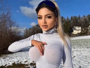 Celine Centino Wiki, Bio, Body Measurements, Surgery, Age, — InstaMix