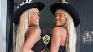 Who Are Connell Twins? Age, Twin Sisters, Height, Biography, Wiki, Net