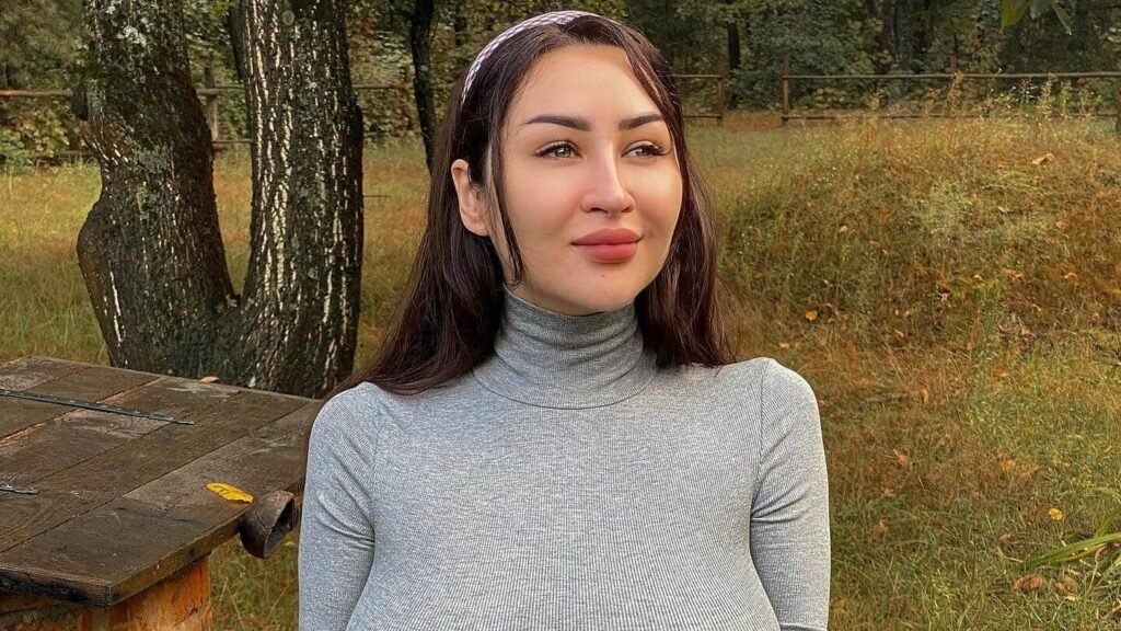 Who Is Louisa Khovanski? Bio, Wiki, Height, Age, Family, Boyfriend