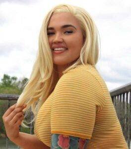 Arabella Ruby Bio, Weight, Age, Boyfriend, Net Worth, Ethnicity