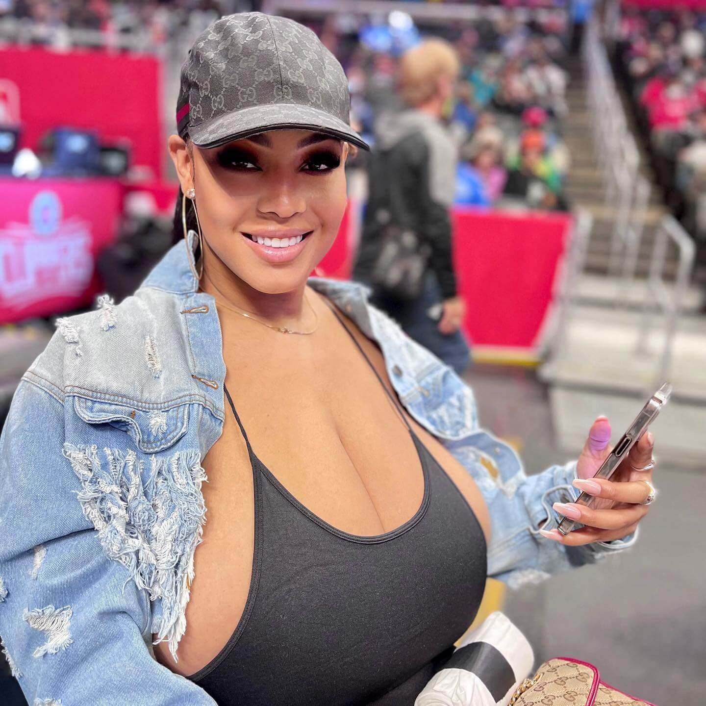 Persephanii Wiki, Bio, Weight, Height, Net Worth, Family, Age, Husband, — InstaMix Global