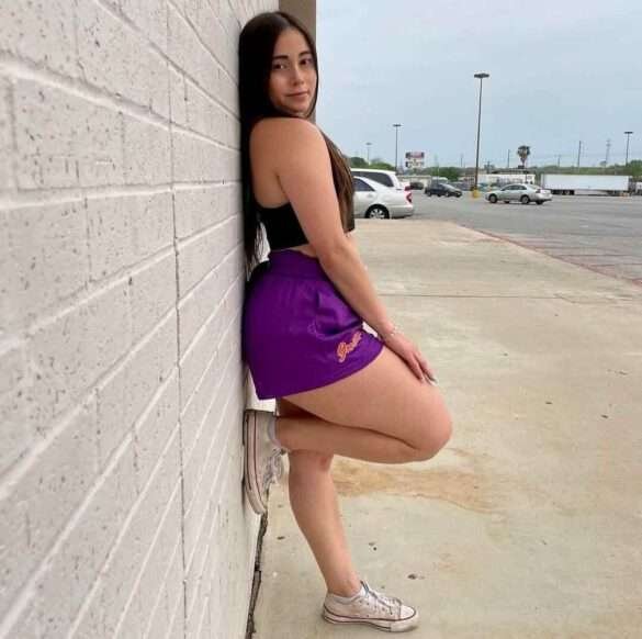 Who Is Saren Robles? Wiki, Bio, Height, Weight, Age, Brother, Net Worth, Tiktok, 5 Reasons To