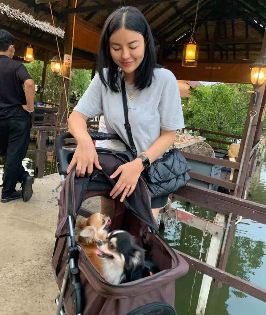 Faii Orapun with her dogs