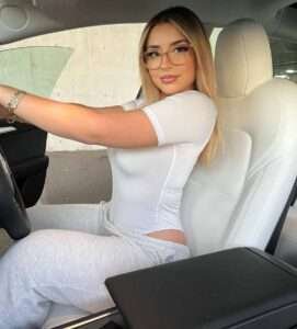 Lilith Cavaliere Biography, Age, Weight, Height, Social Media, 5