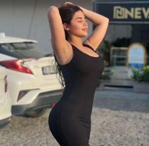 What Made Melek Azad Famous? Biography, Wiki, Height, Weight, Boyfriend