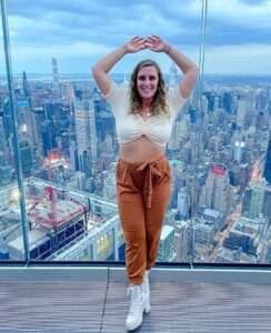 Underwatertori Wiki, Biography, Diver, Age, Tiktok, Family, Education