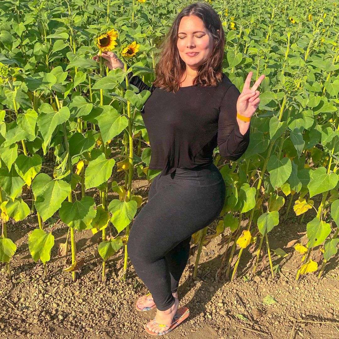 Who Is Ana Pessack? Bio, Age, Height, Instagram, Boyfriend, Net Worth