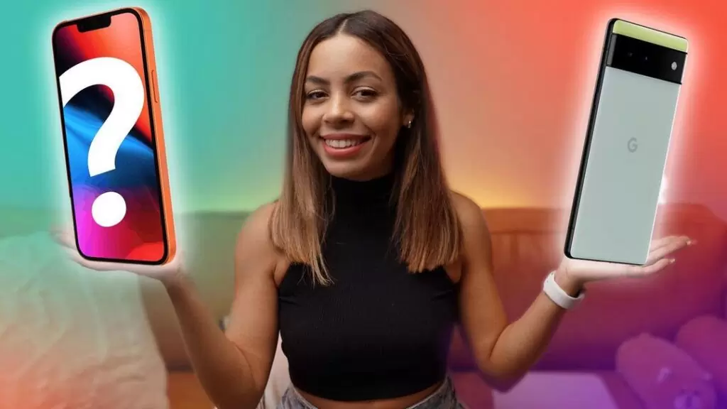 Krystal Lora Biography, #1 Best Tech &Lifestyle Blogger, Youtuber, Net Worth, Age, Height, Education, Family, Interesting Facts &More 55 Krystal Lora is smiling and posing for a picture while comparizing between android and iPhone.