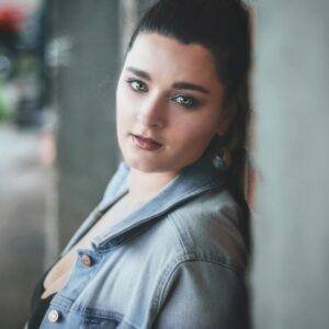 Sara Lyn Biography, #1 Alluring Social Media Celebrity, Model, Age