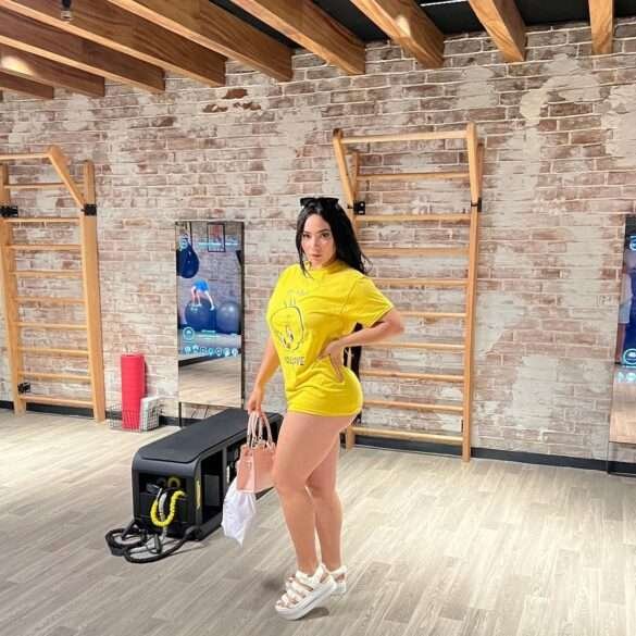 How Old Is Ashley Carolina? Bio, Onlyfans Age, Photos, Height, Family