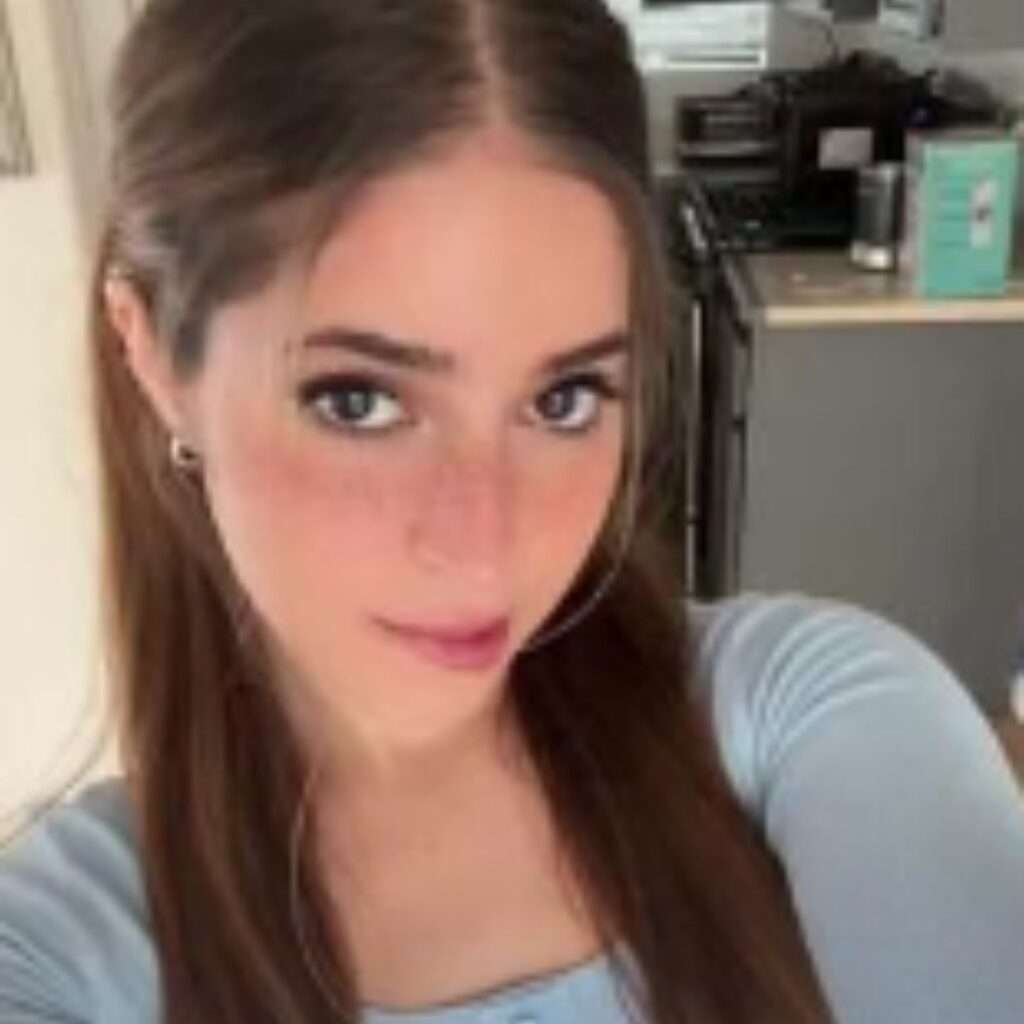 Slim Thick Biography American Tiktok Star Net Worth Age Height slim-thick-biography-american-tiktok-star-net-worth-age-height