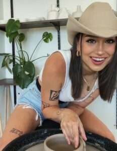 Who Is Amber Gianna? Biography, American Instagram Star, Net Worth, Age