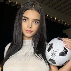 Who Is Juicy Jasmyn? Bio, Age, Wiki, Career , Onlyfans, Net Worth