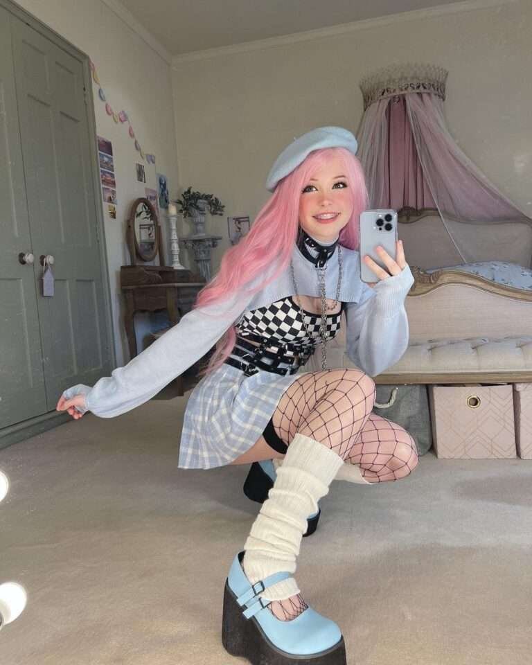 Belle Delphine Onlyfans Star How Old Is She? Bio, Cosplayer, Height(02)