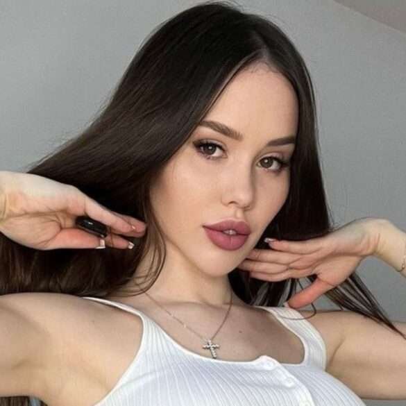 How Old Is Anastaisme? Age, Wiki, Biography, Career, Onlyfans Model