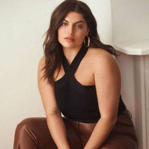 How Old Is Ella Halikas? Bio, Age, Height, Instagram, Net Worth, — InstaMix Global