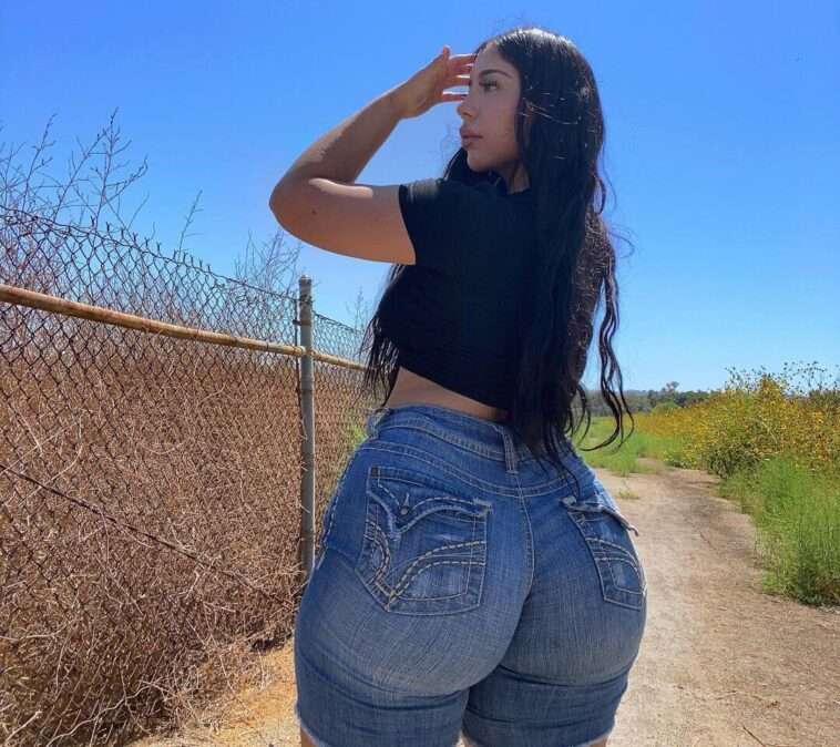 How Much Does Pamela Yanez Earn From OnlyFans? Age, Bio, Wiki, Height ...