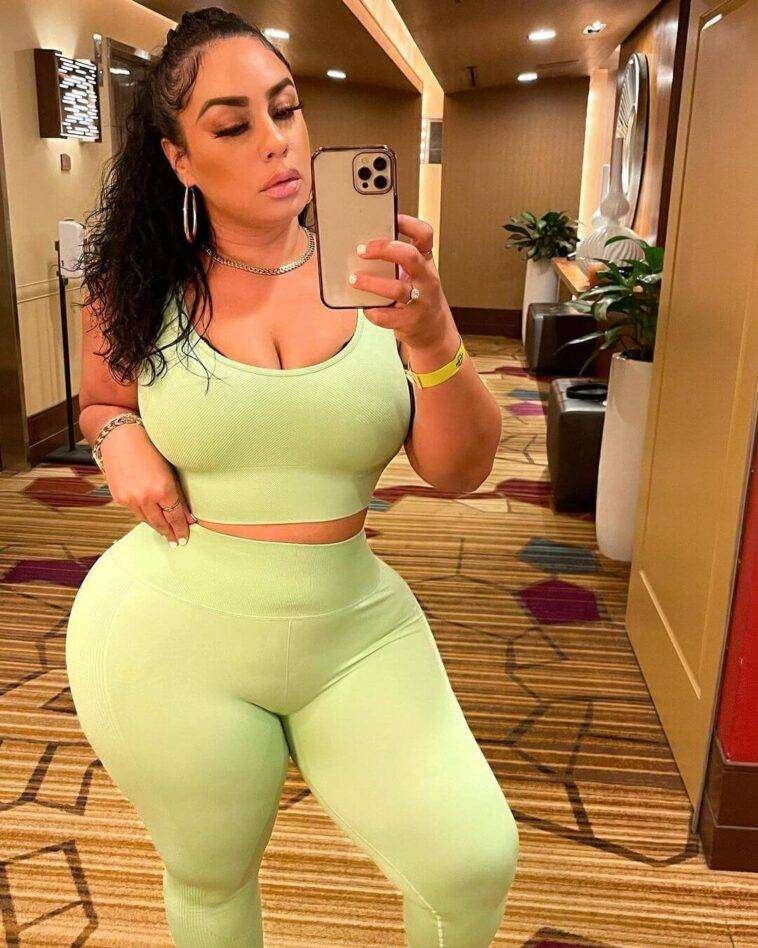 How Tall Is Selene Castle? Bio, Wiki, Age, Family, Body Measurements