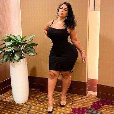 How Tall Is Selene Castle? Bio, Wiki, Age, Family, Body Measurements