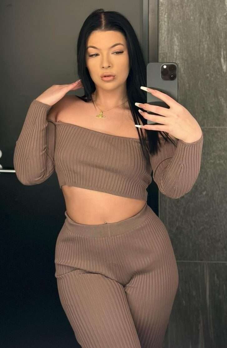 How Old Is Rrosajasminn? Age, Height, Relationship, Net Worth, Onlyfans, Family, — InstaMix Global