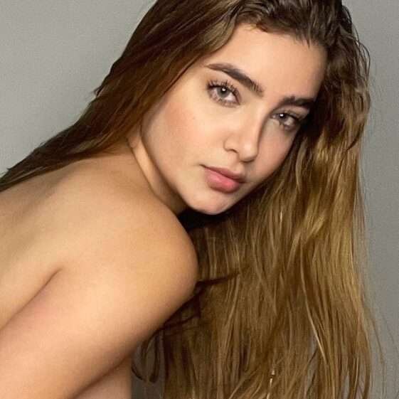 How Old Is Laura Sahar (laurasaharrrrr)? Bio, Age, Height, Tiktok Star