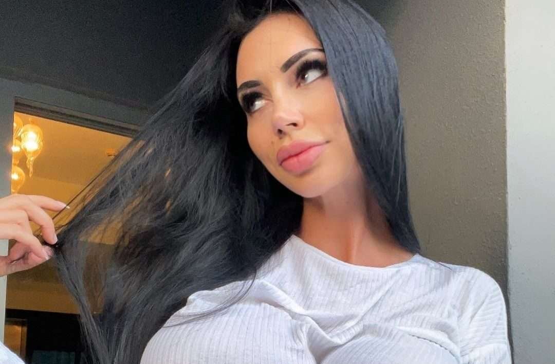 How Tall Is Yvonne Bar? Wiki, Bio, Age, Weight, Height, Boyfriend