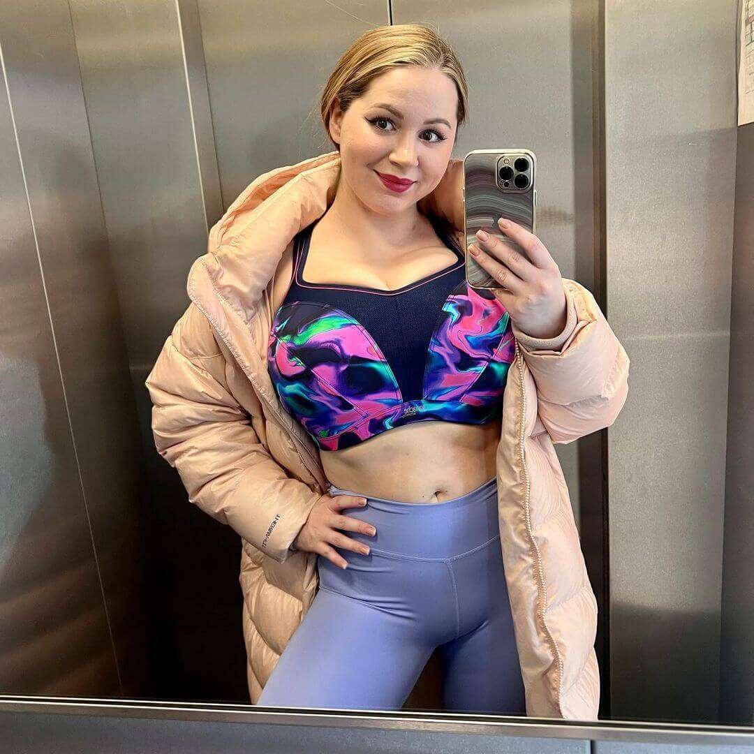 Who Is Holly Garner? Bio, Age, Wiki, Family, Net Worth, Twitch Star