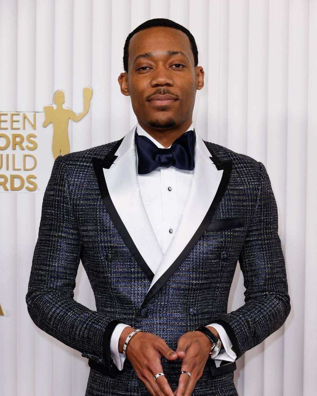 How Tall Is Tyler James Williams? Height, Bio, Brothers, Net Worth, Age