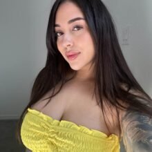 Jolie Becker Biography: German Instagram Star Success Story — InstaMix